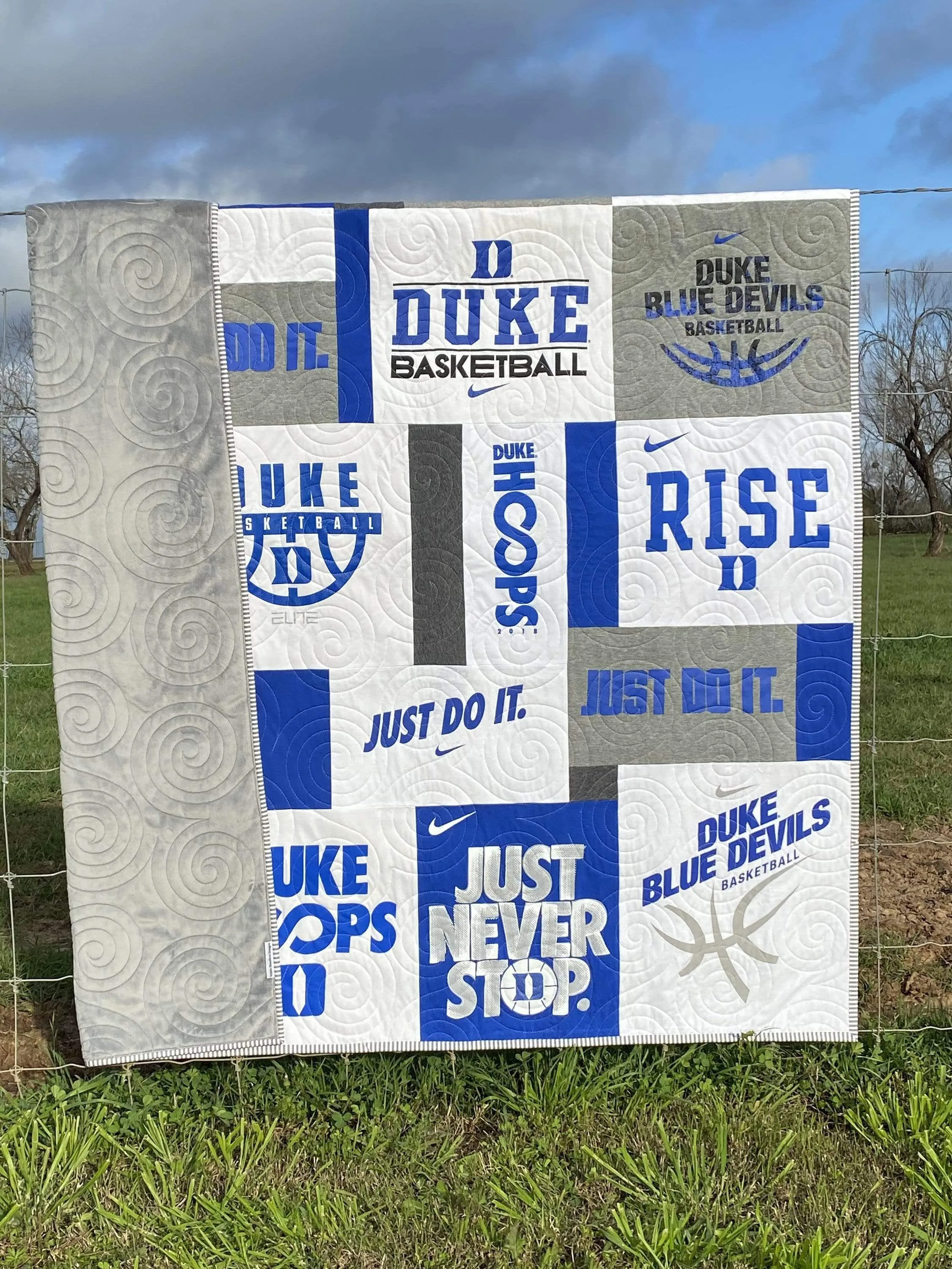 T-Shirt Quilt DEPOSIT Memory Blanket Custom Graduation Gift Tee Handmade Keepsake Personalized Modern Design Sport Clothing College Birthday