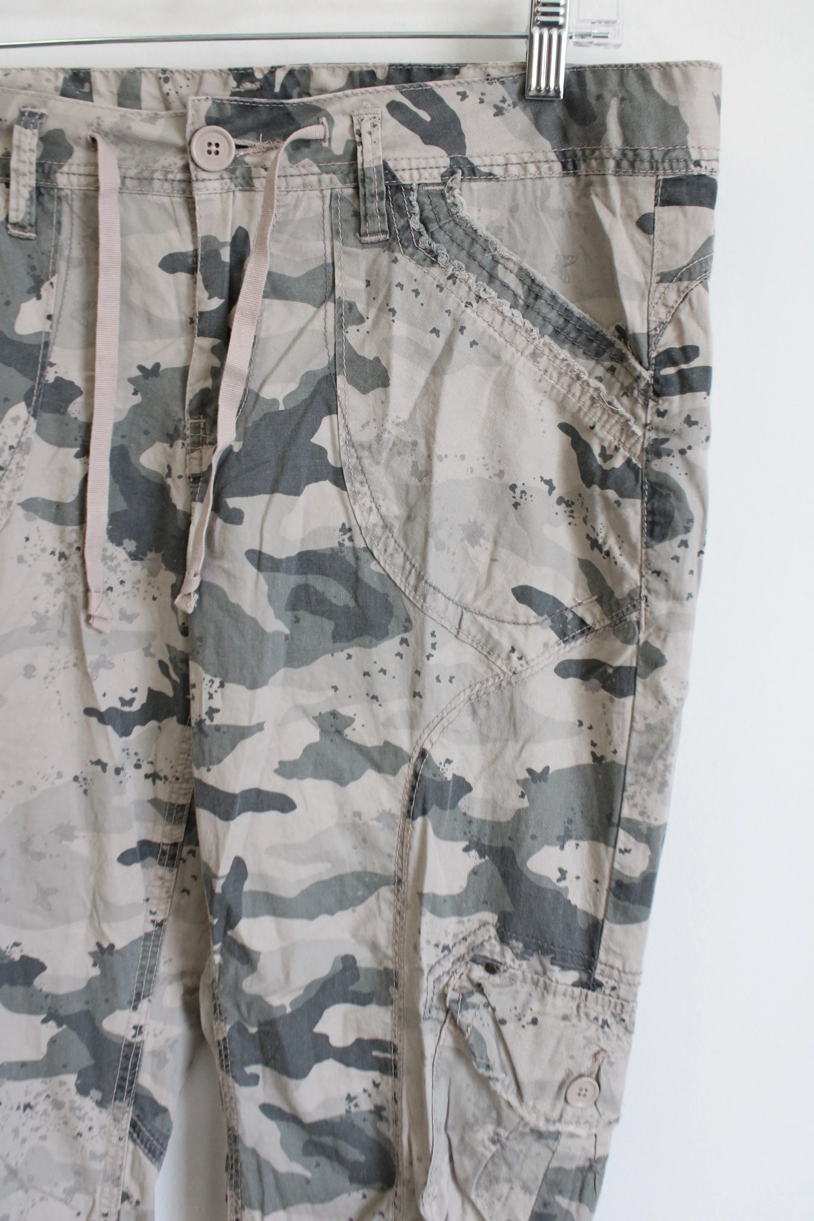 Union Bay Camo Cargo Cuffed Capri Pants | 11