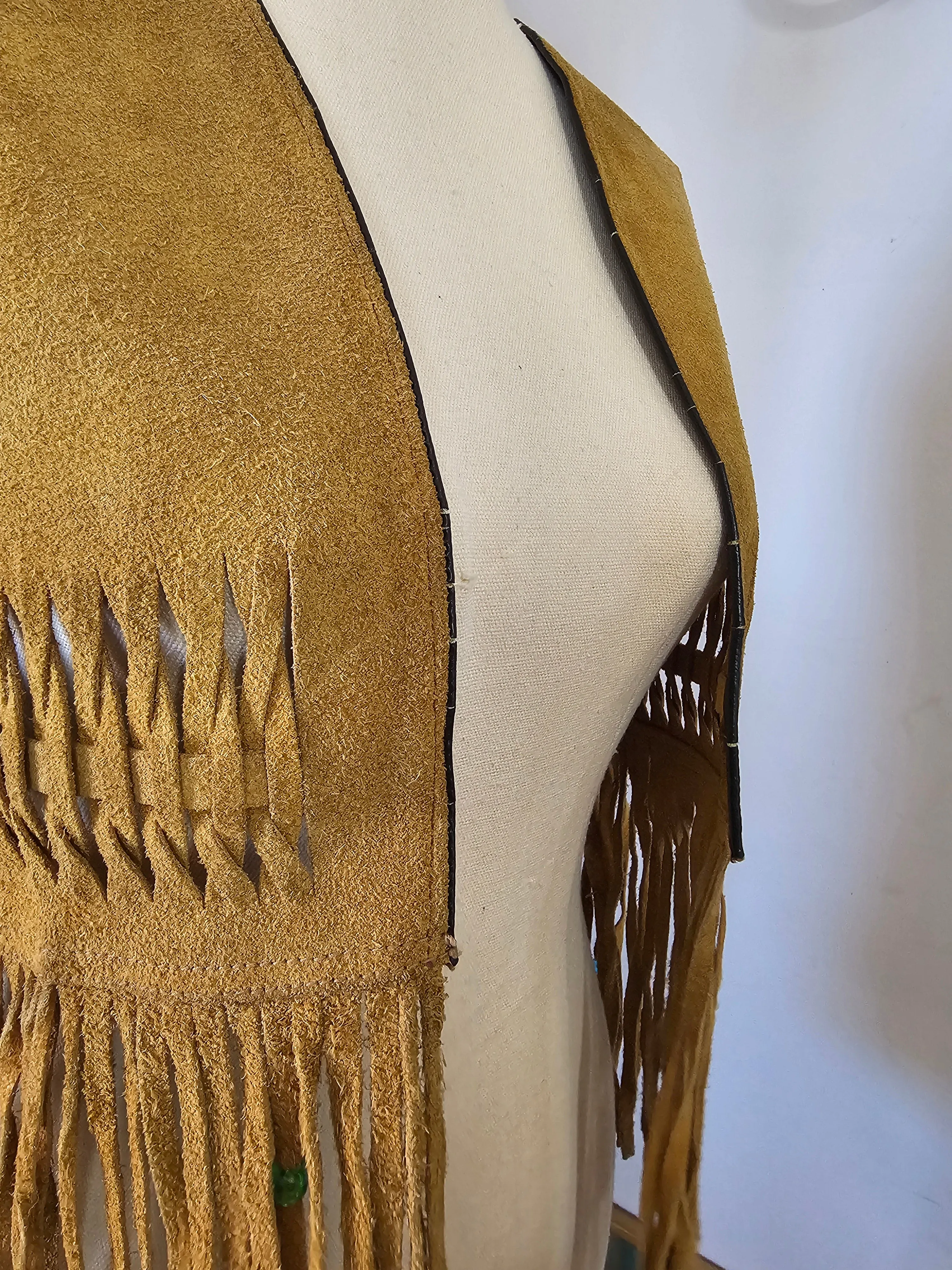 Vintage Genuine Suede Fringe Vest – Handwoven & Beaded | Size S