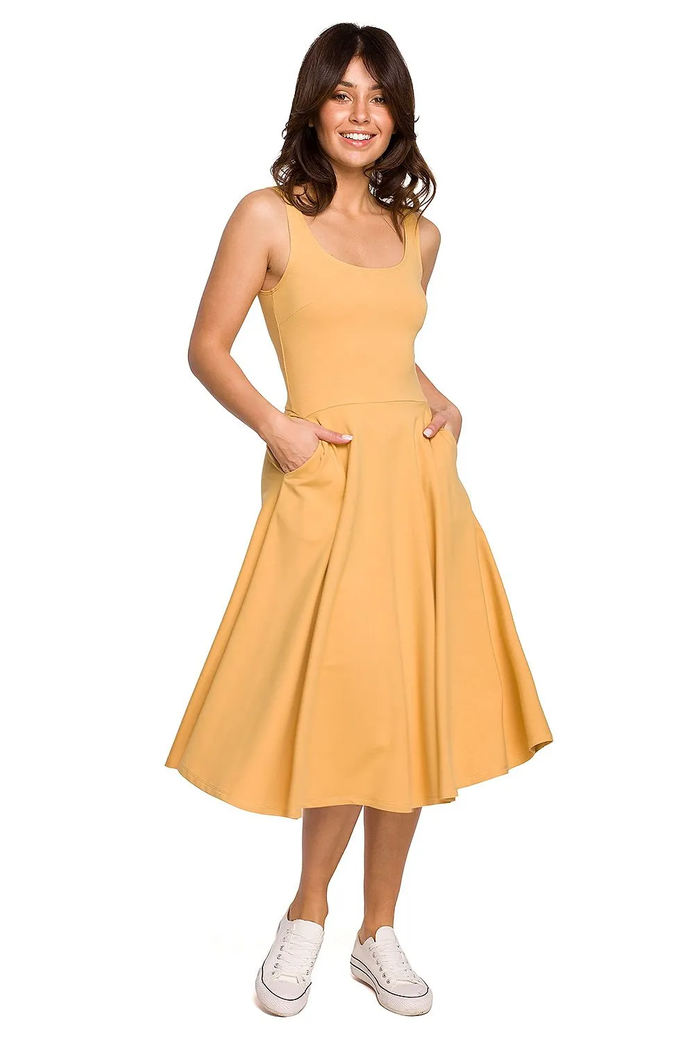 Wavy Flared Pocket Dress