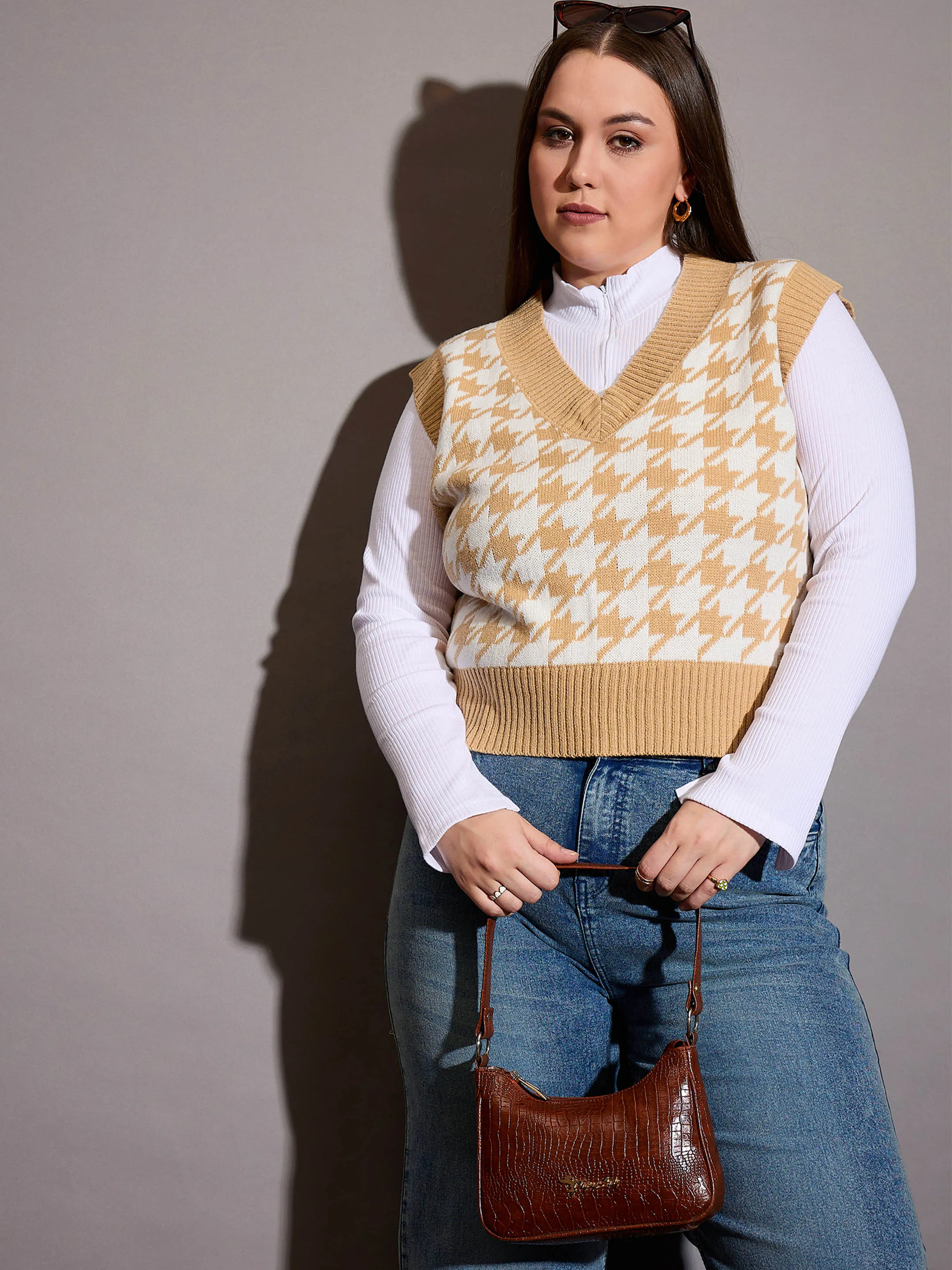 Women Brown Houndstooth V-Neck Sweater Vest